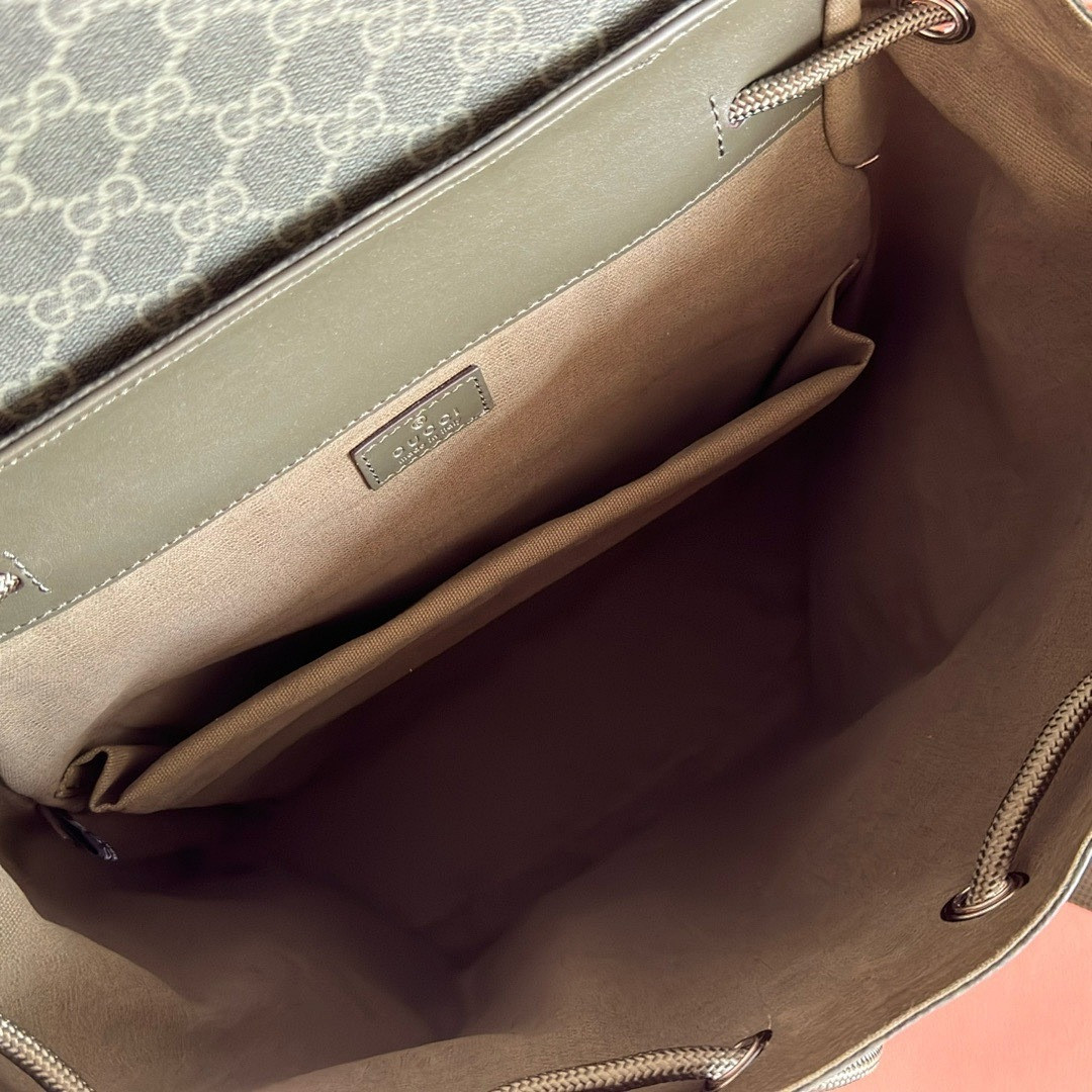 Gvc*1 BAG