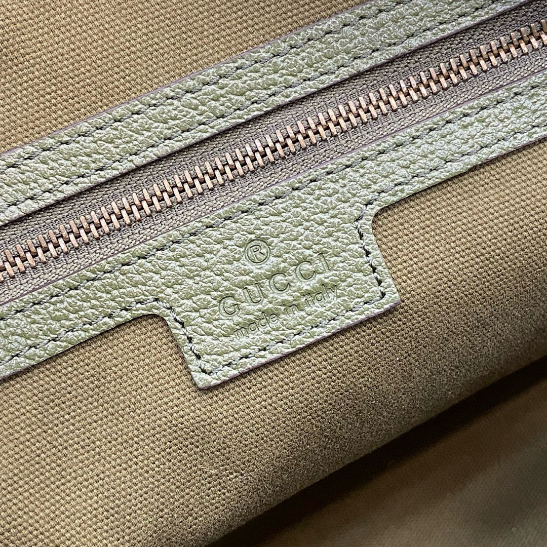 Gvc*1 BAG