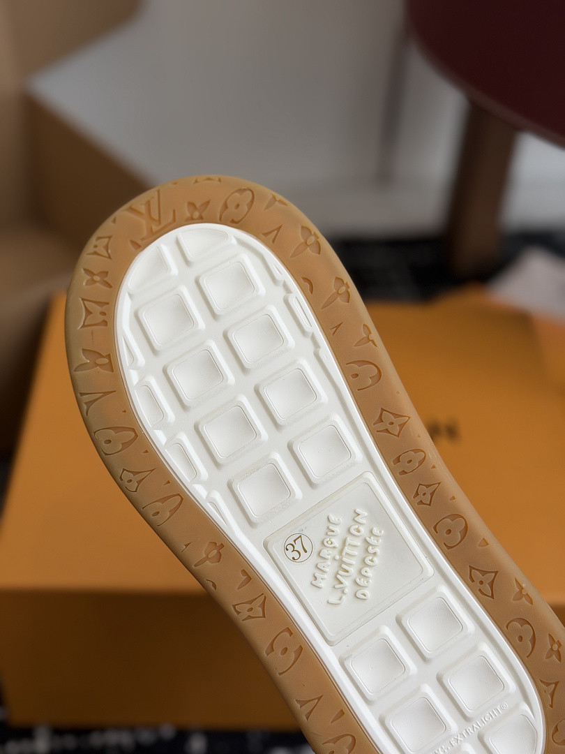 LVT SNEAKERS