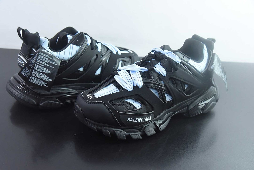 BC TRACK SNEAKER