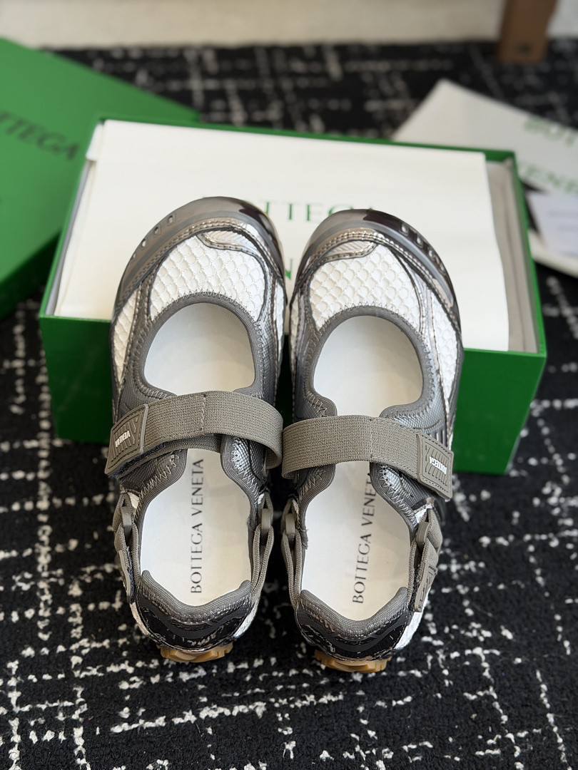 B0tt*ga Ven*ta Orbit Sneaker
