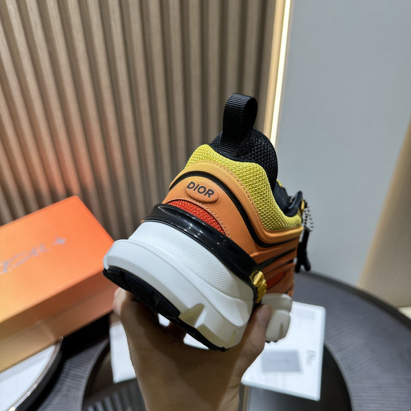 DIO* SNEAKER
