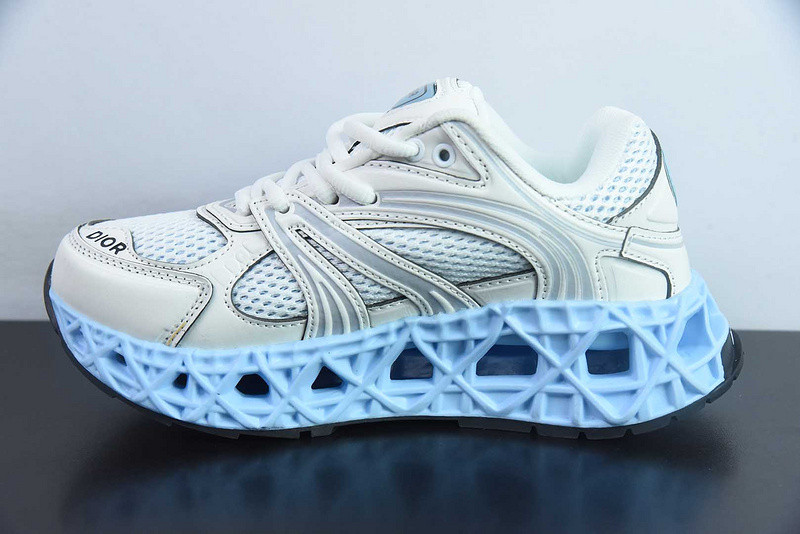 DIO* SNEAKER