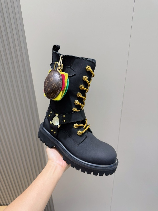 LVT BOOTS