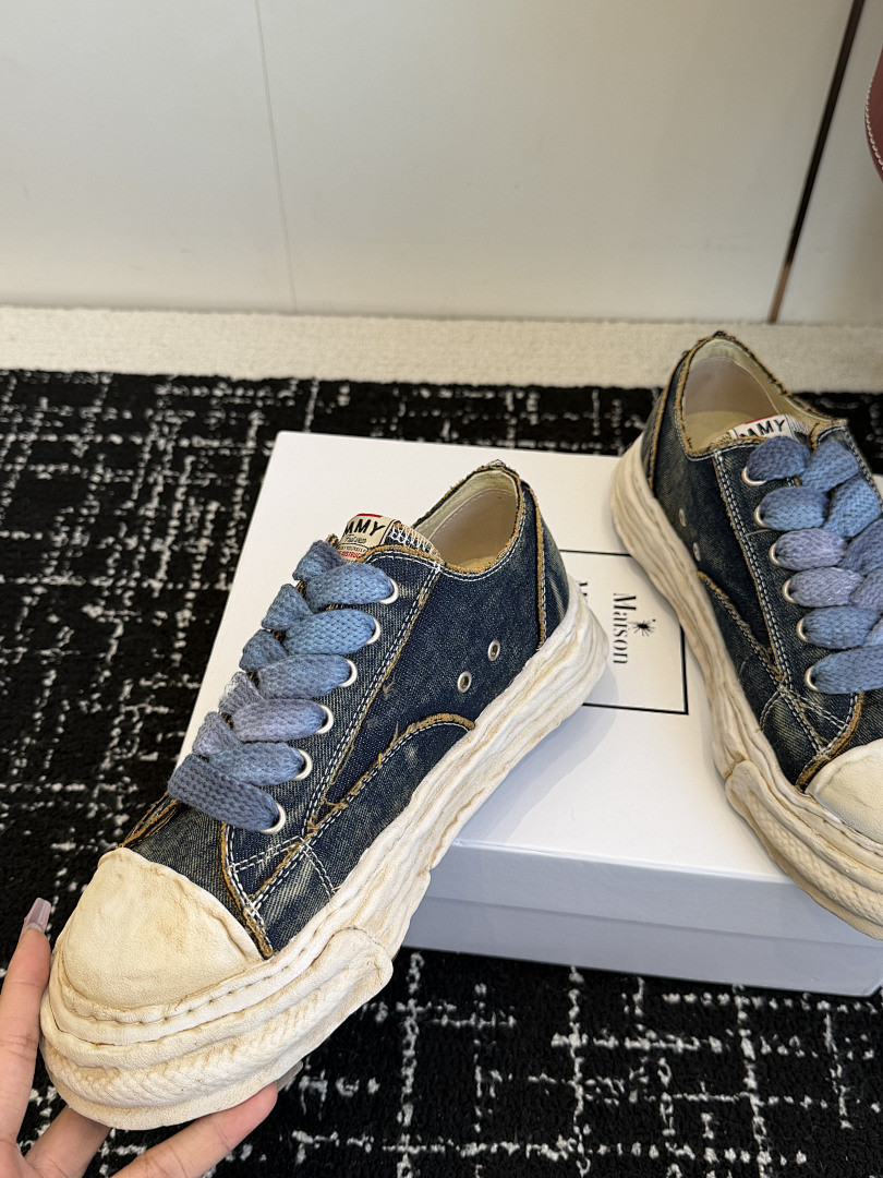 Ma1s0n mihara yasuhiro sneaker
