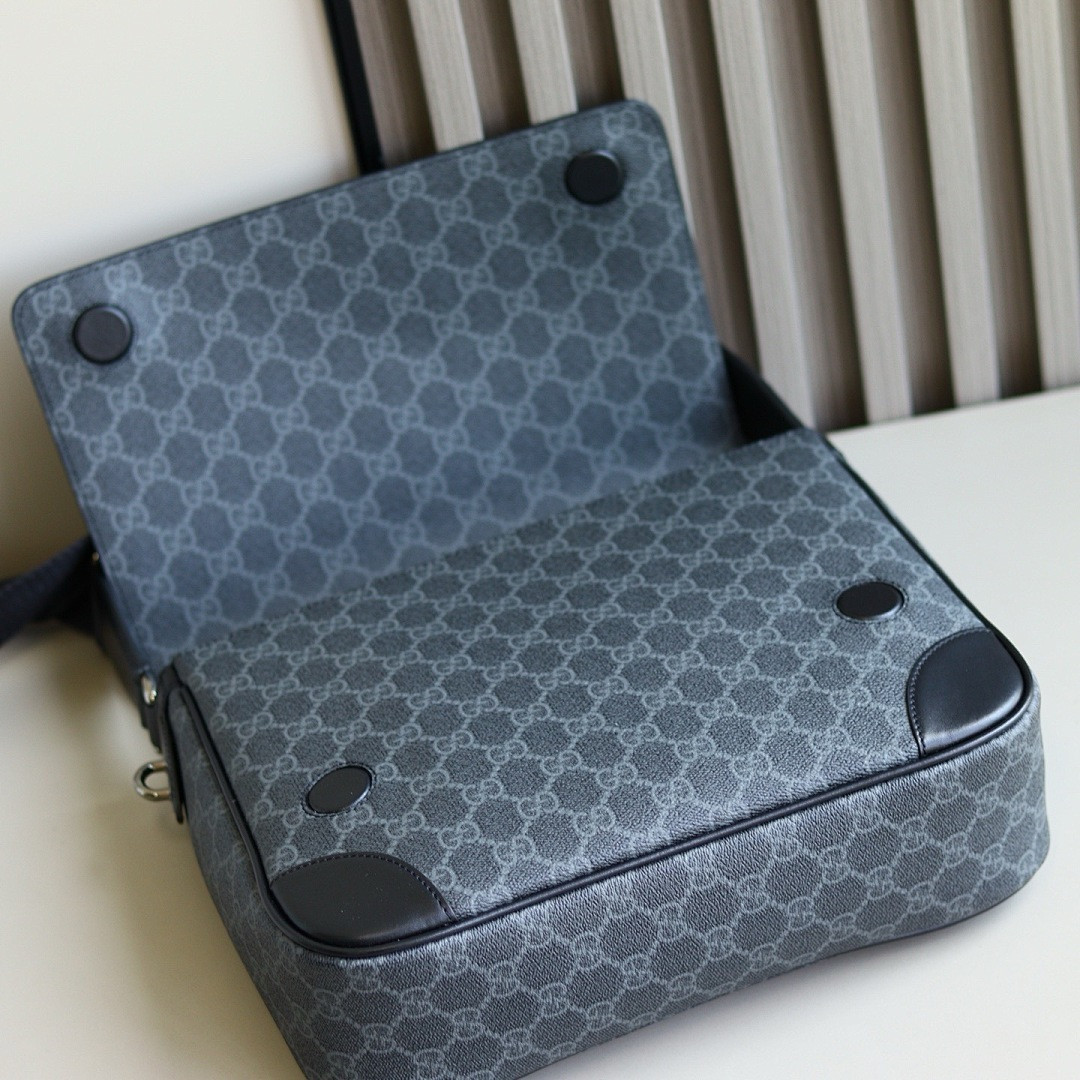 Gvc*1 BAG
