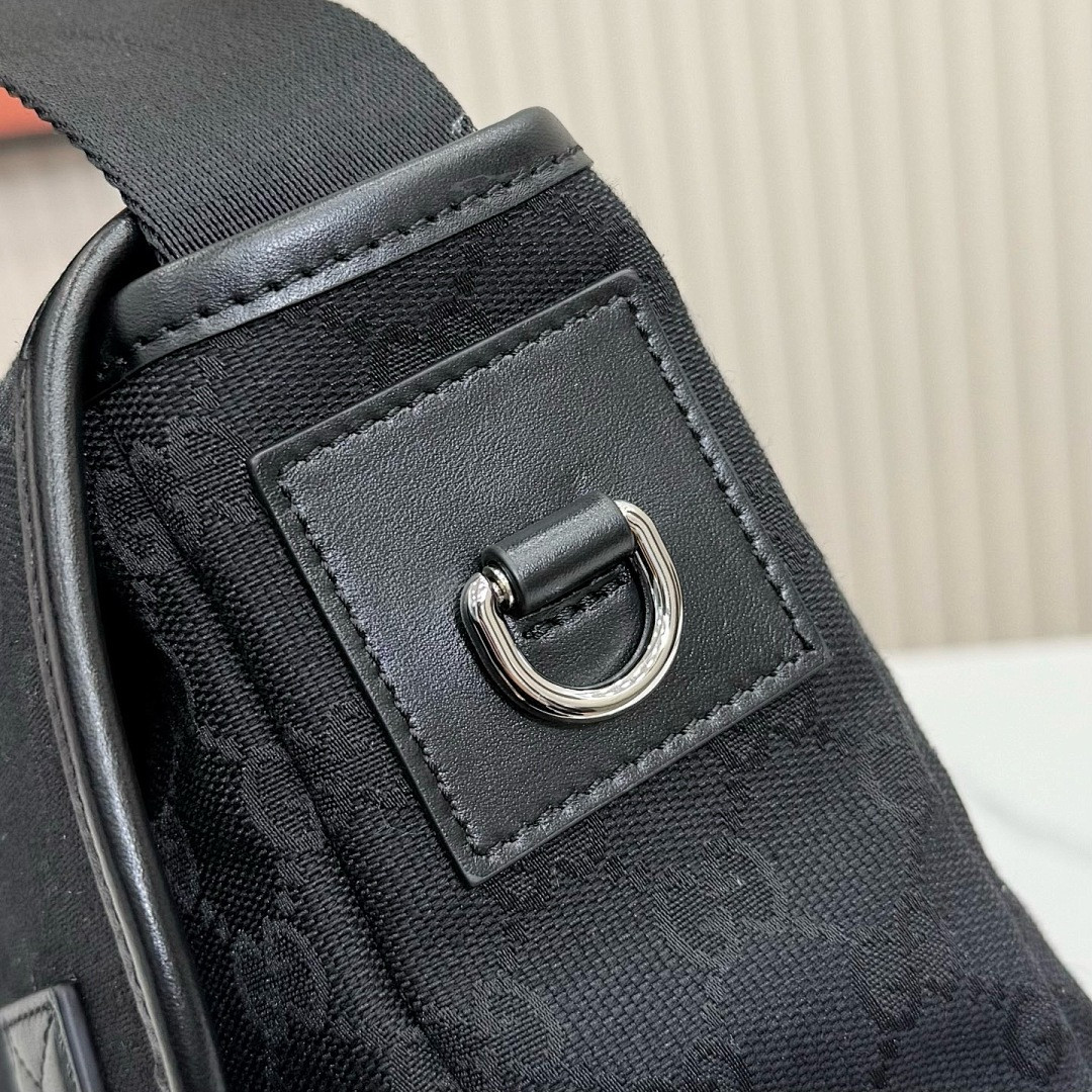 Gvc*1 BAG