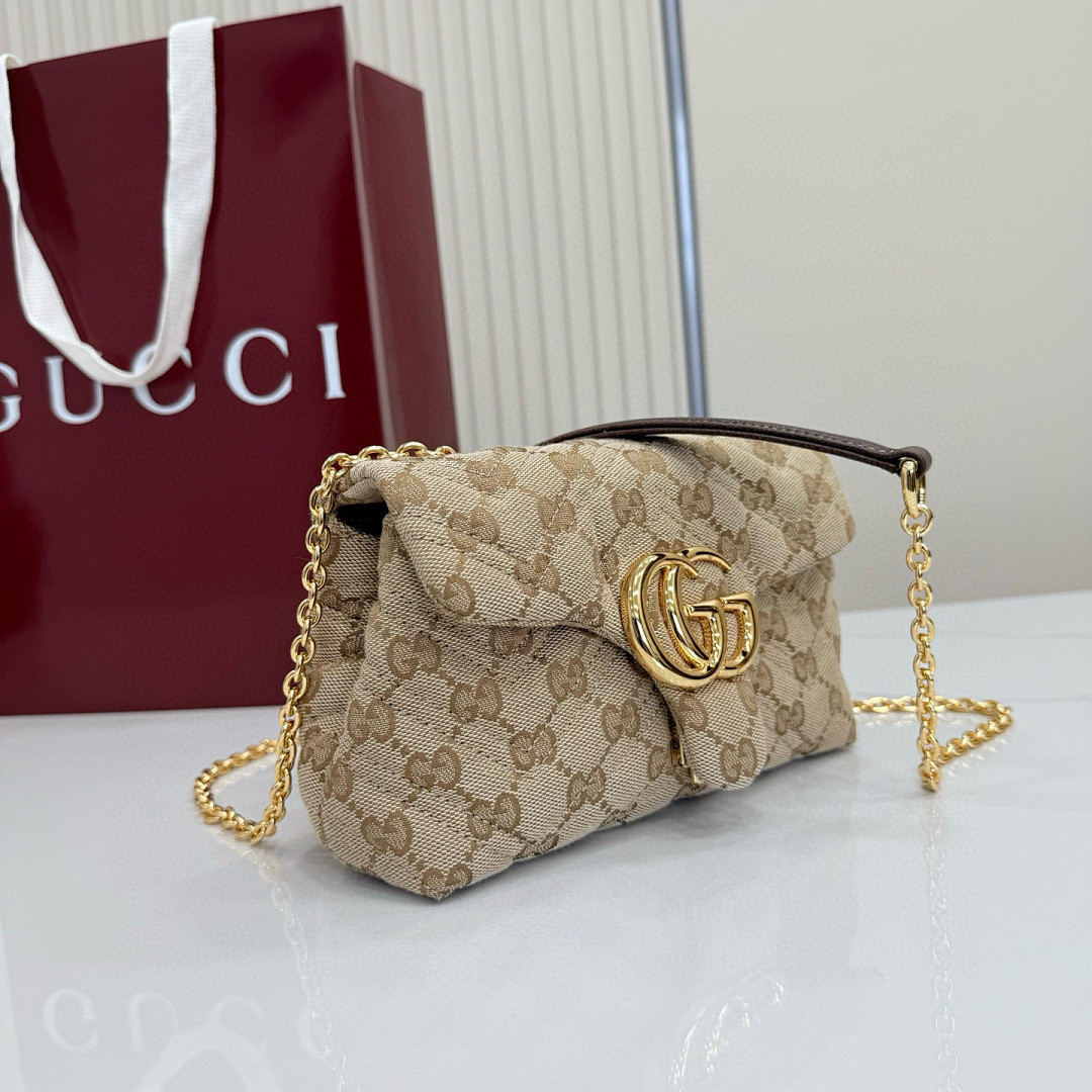 Gvc*1 BAG
