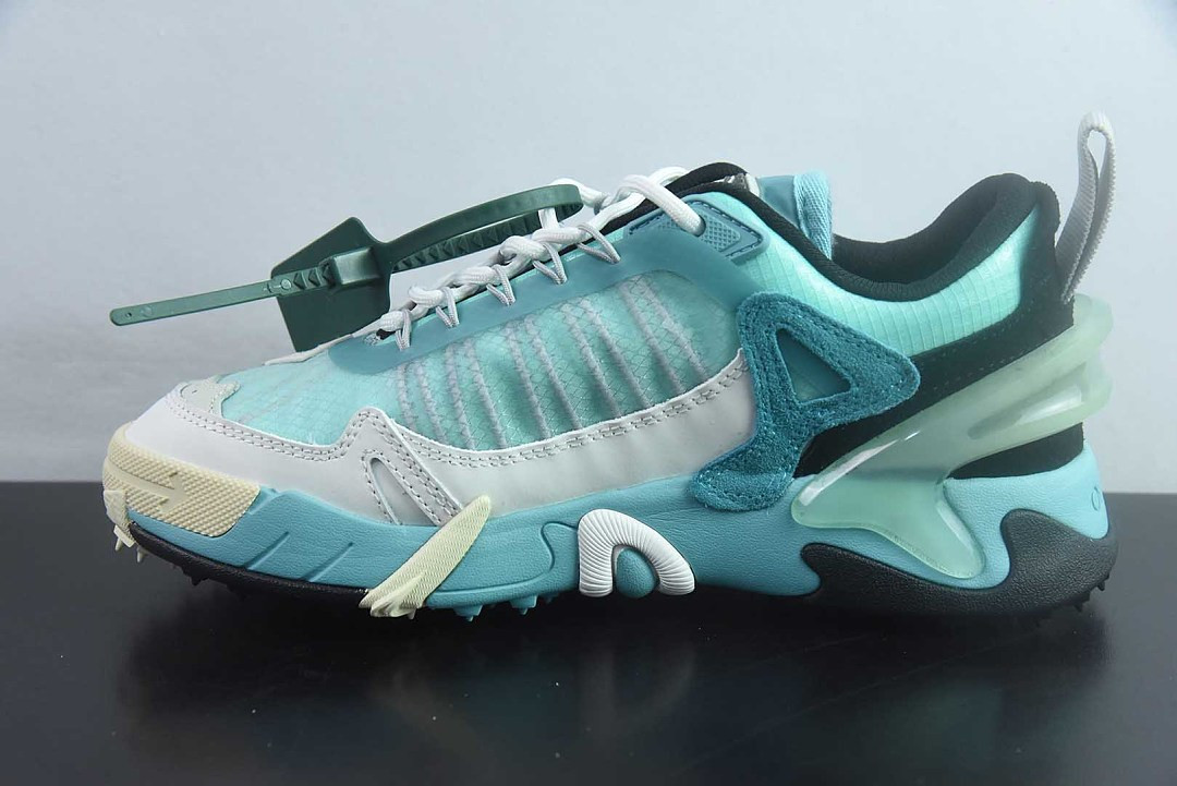 OF C/O ODSY-1000 SNEAKER