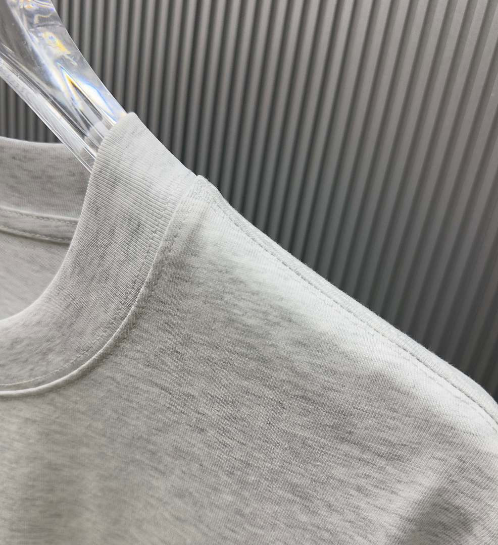 Ba1en*iaga Clothes