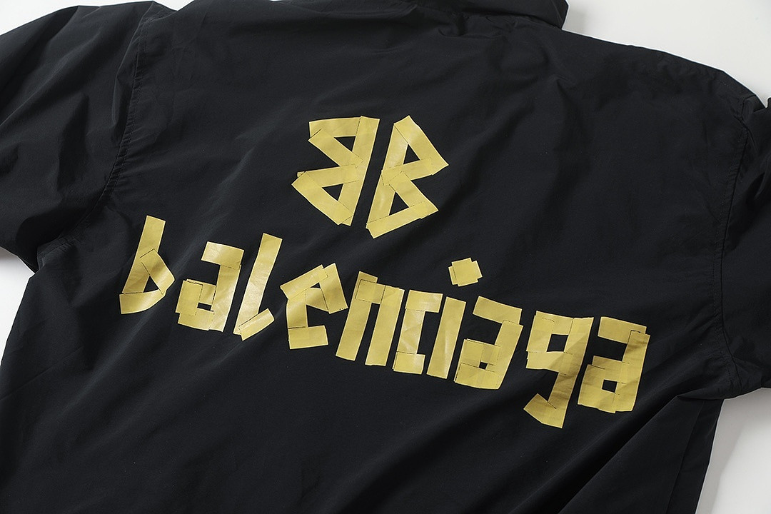 Ba1en*iaga Clothes