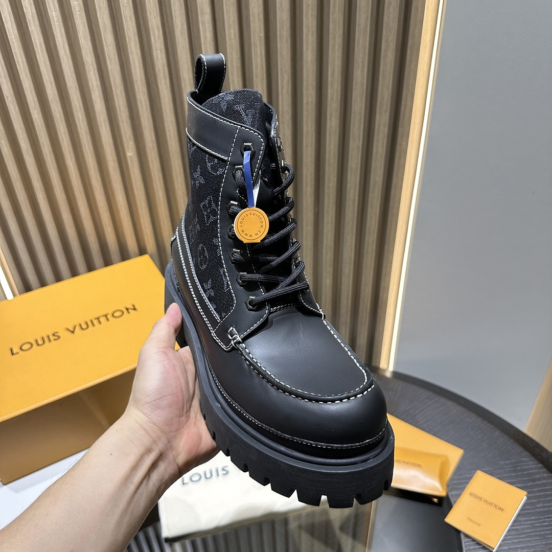 LVT BOOTS