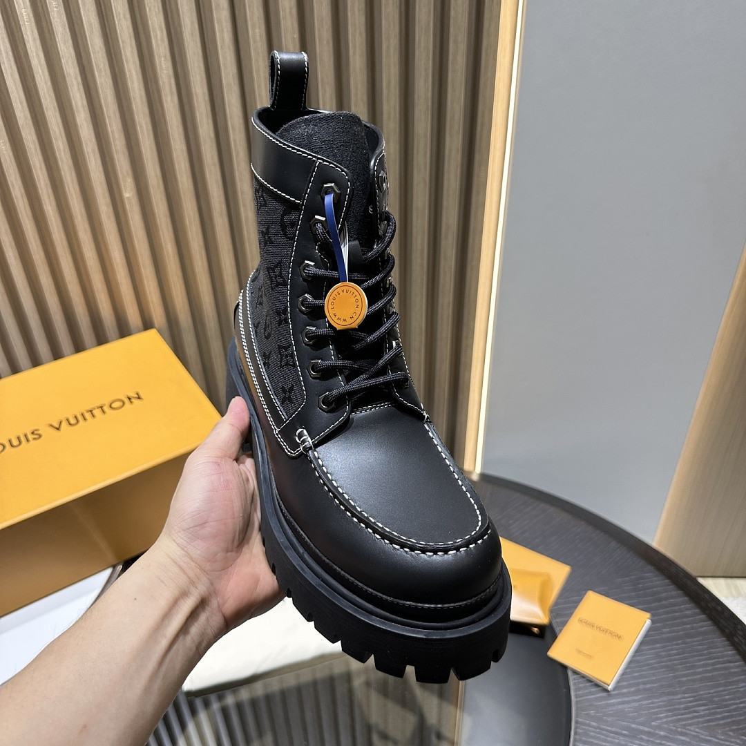 LVT BOOTS