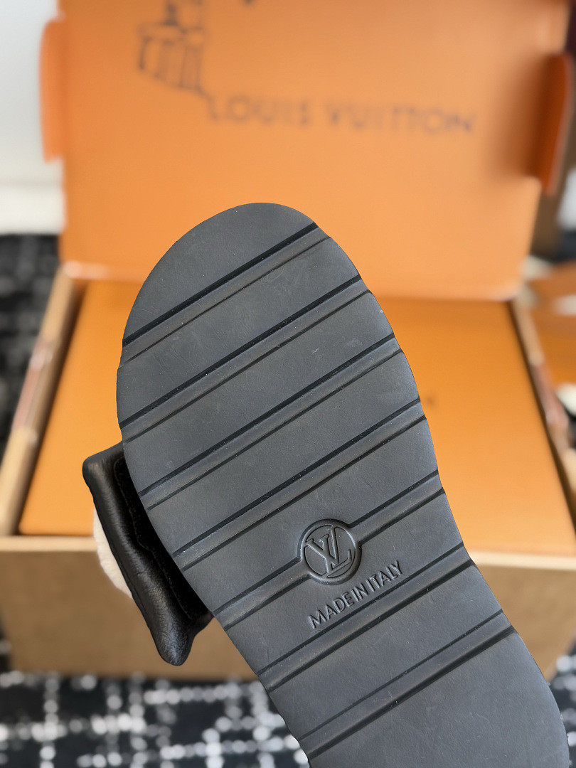 LVT SANDALS