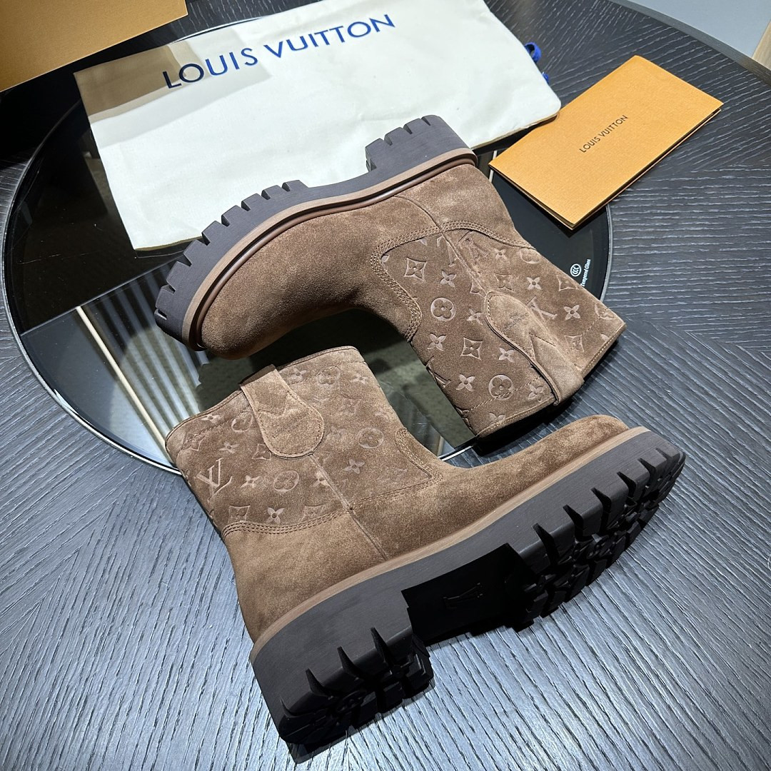 LVT BOOTS