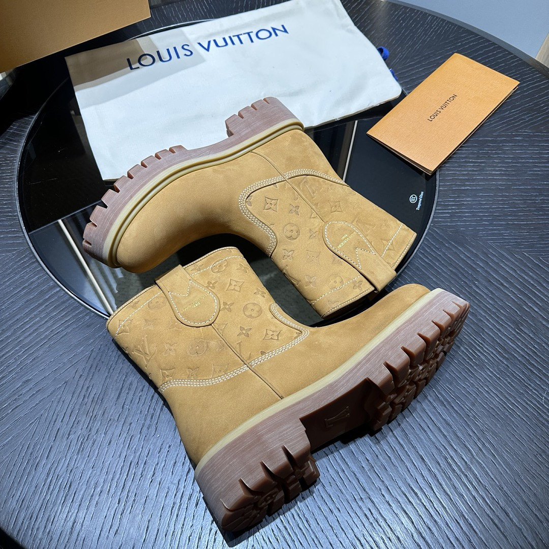 LVT BOOTS
