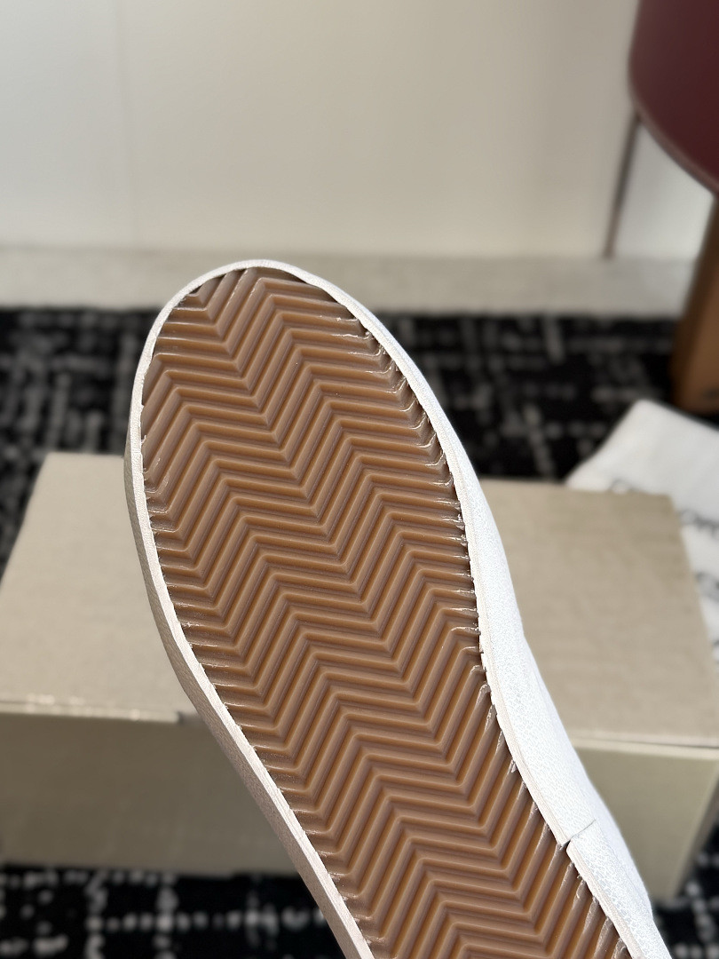 GGDB SNEAKER