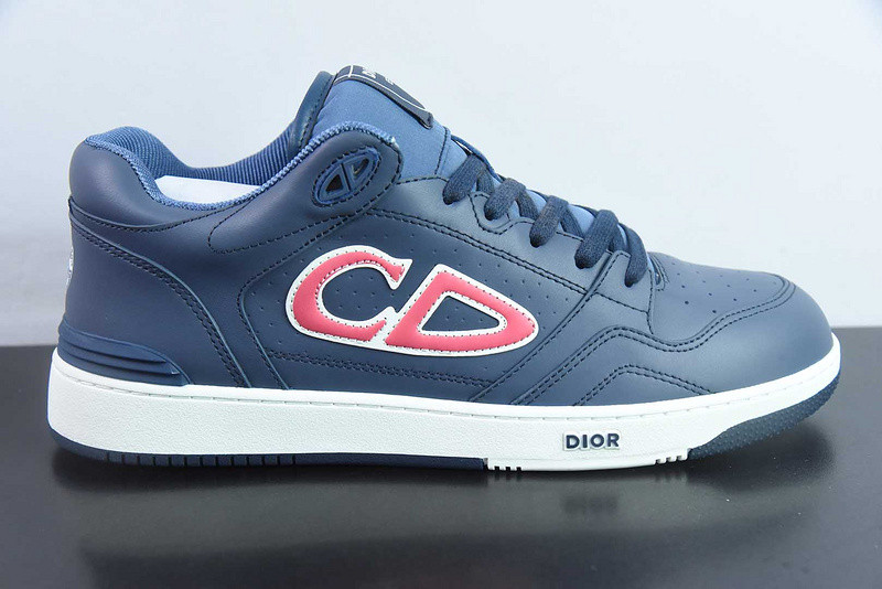 DIO* SNEAKER