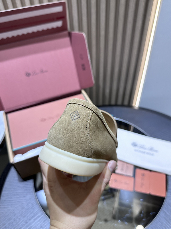L0r0 P1ana sneaker