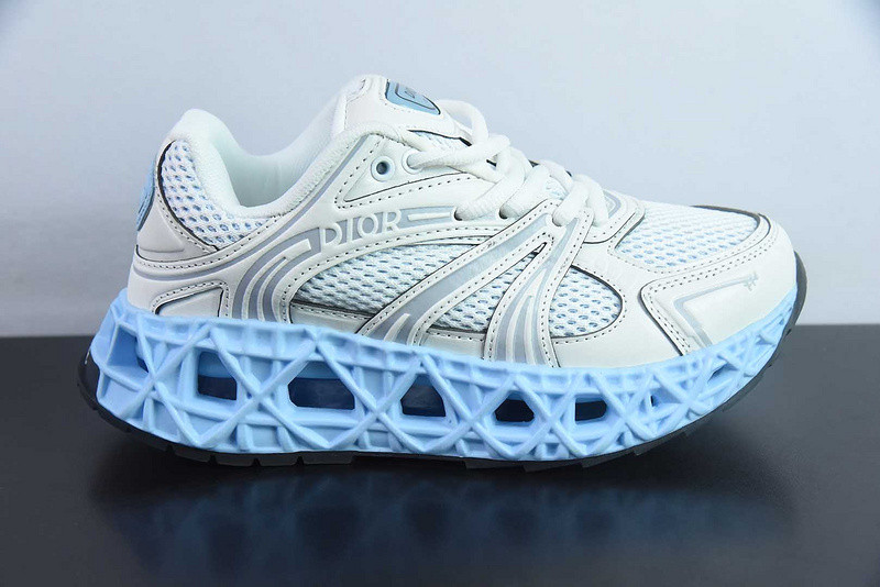 DIO* SNEAKER