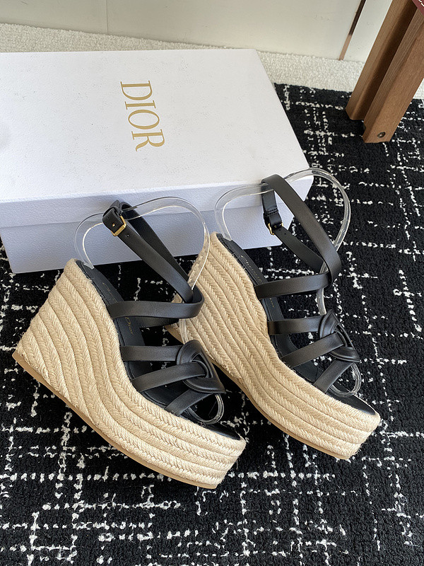 DIO* SNEAKER