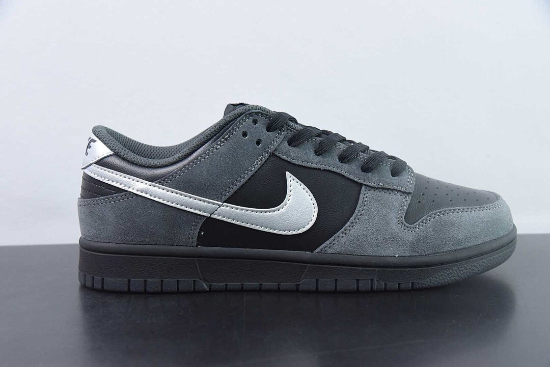 Nike Dunk Low ''Black Metallic Silver'' II7636-001