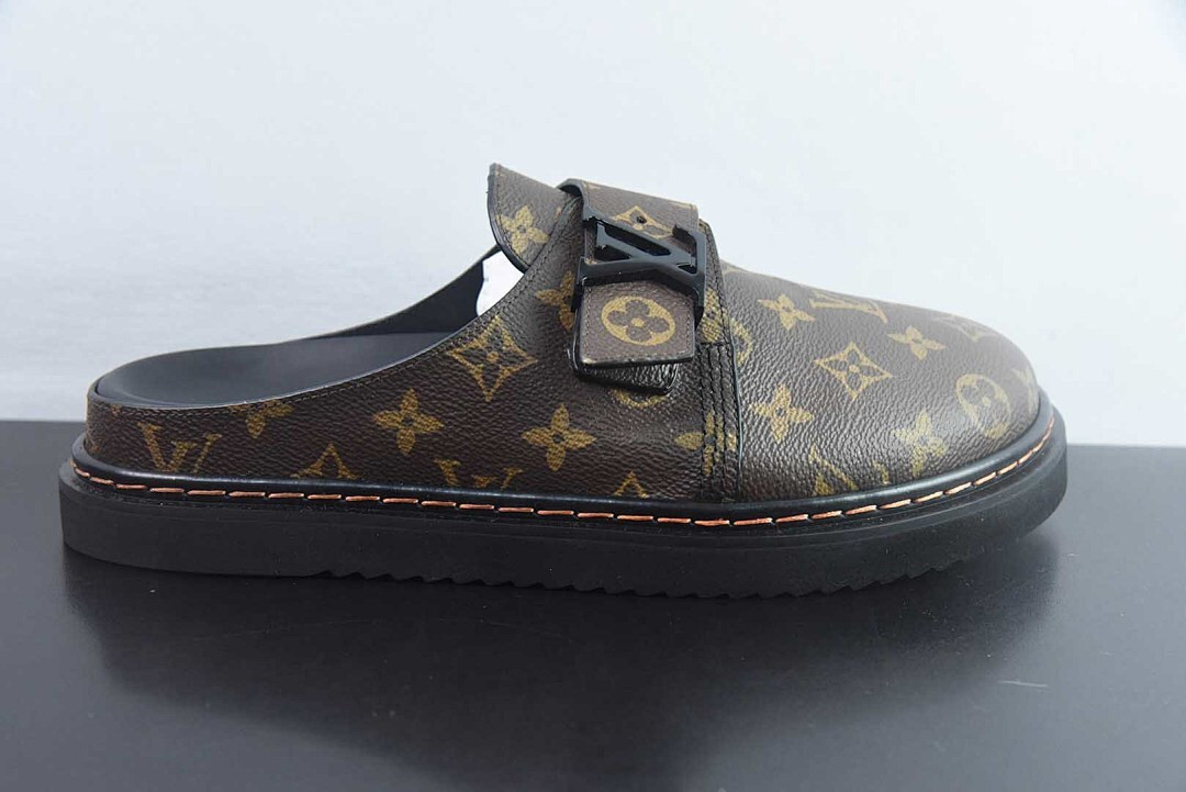 LVT SANDALS