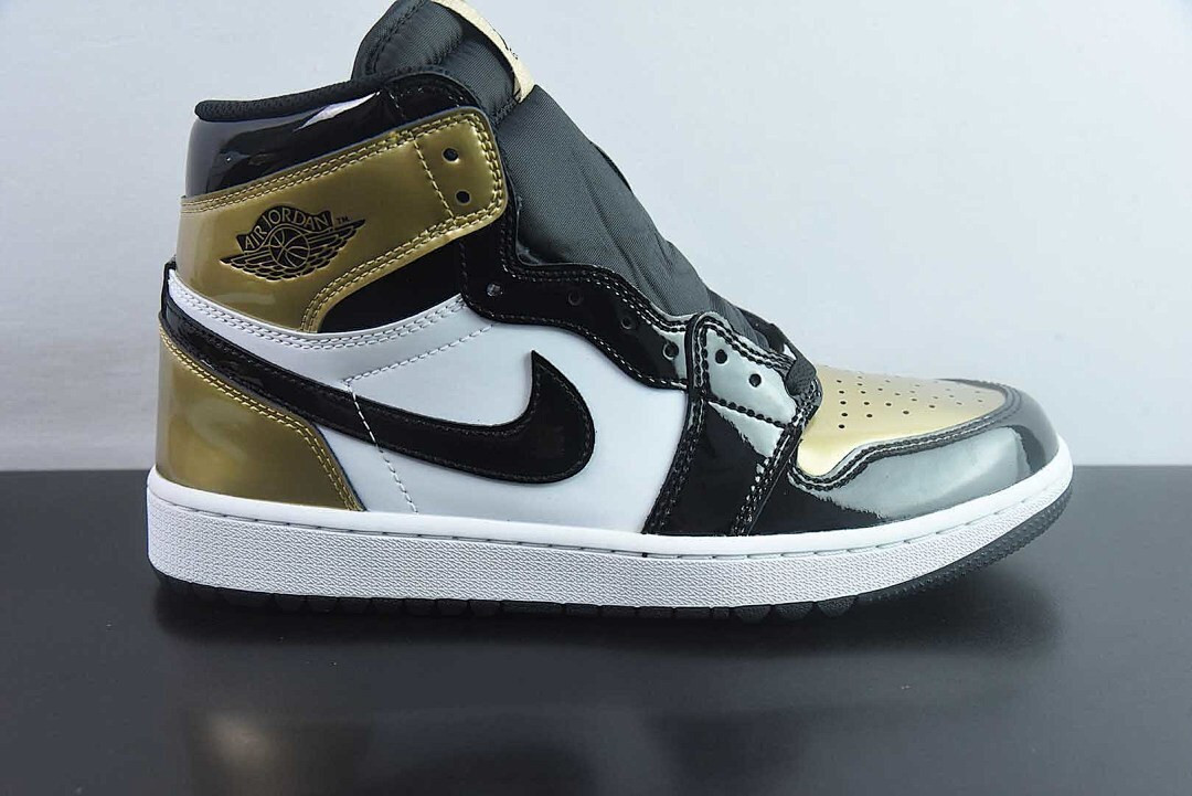 Air Jordan 1 High Golf 'Patent Gold Toe' DQ0660-002