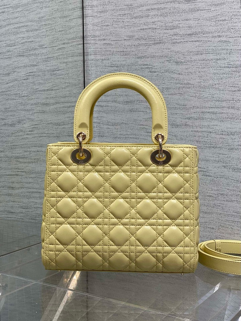 D10r BAG
