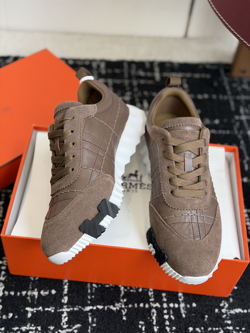 H**me5 Sneaker