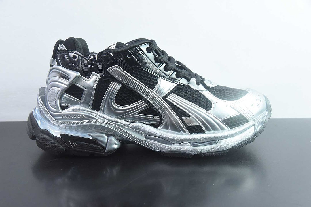 Ba1en*iaga Runner Sneaker LED
