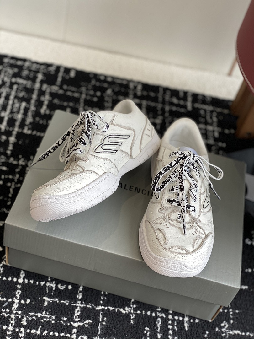 BC SNEAKERS