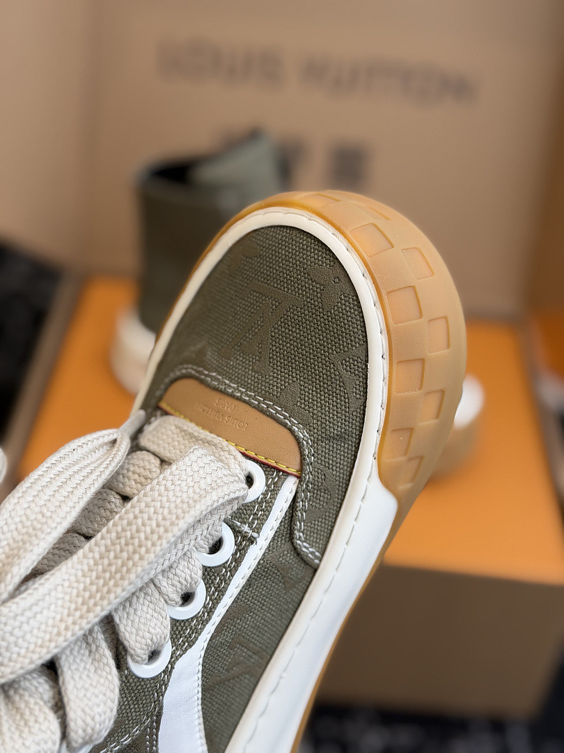 LVT SNEAKERS