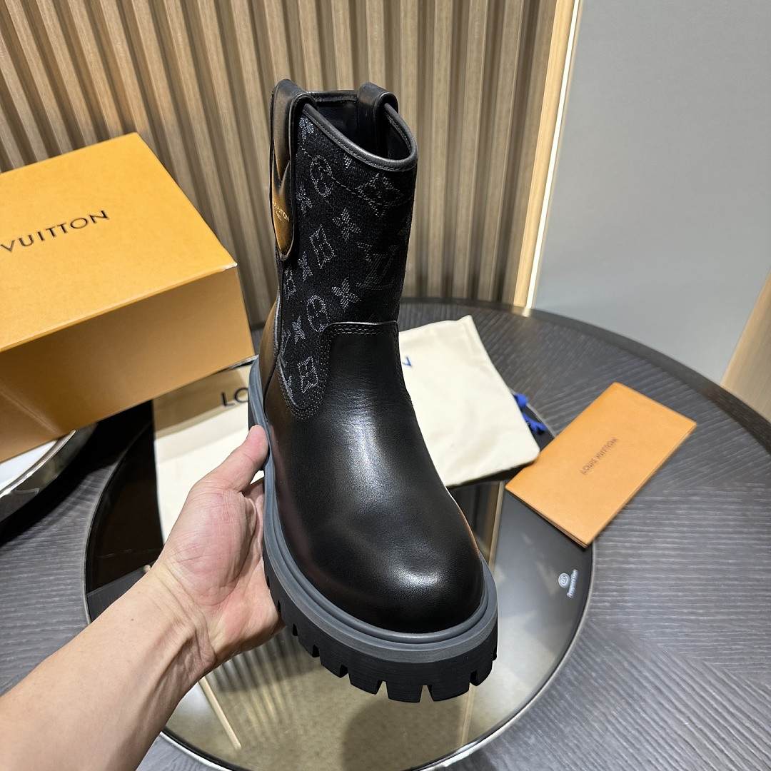 LVT BOOTS