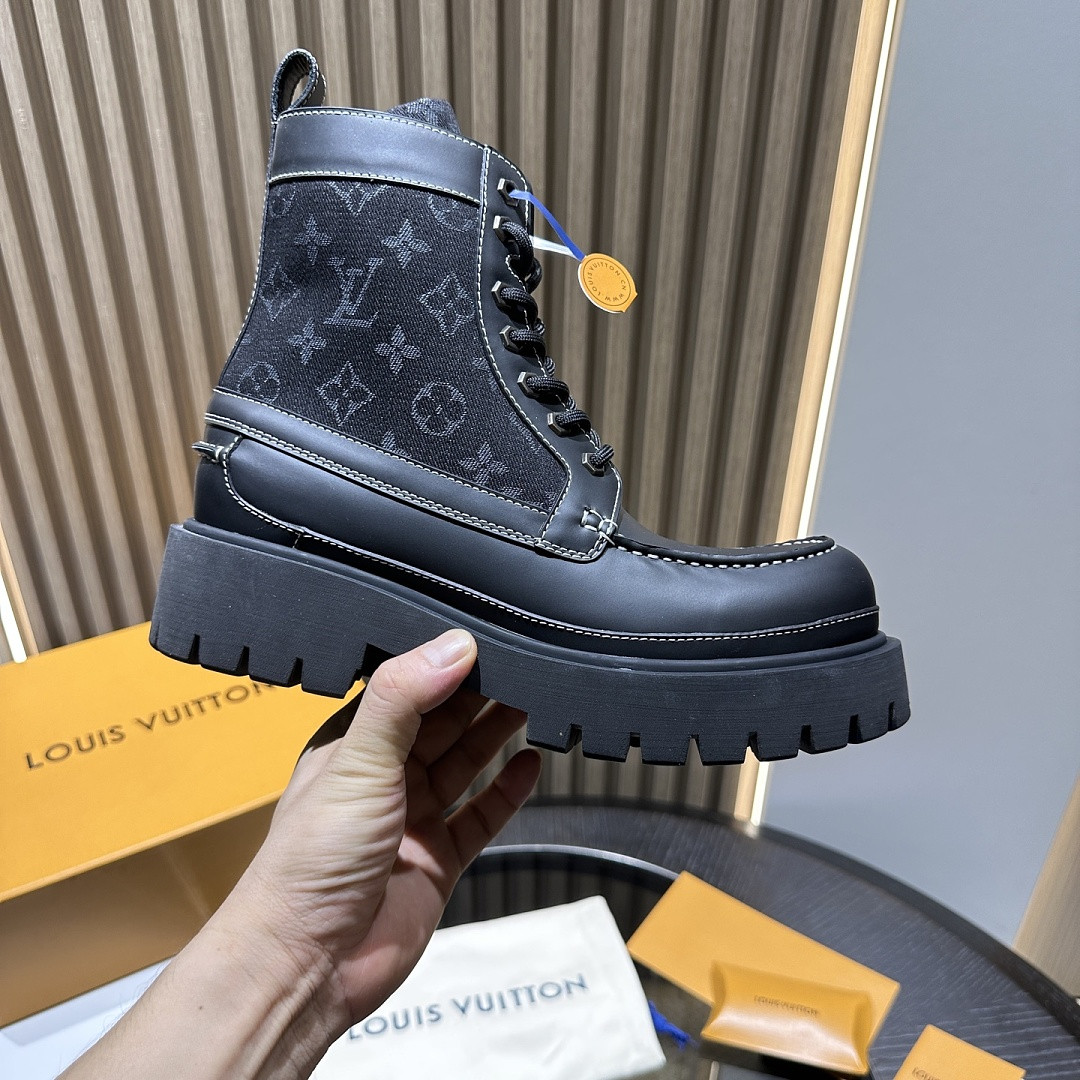 LVT BOOTS