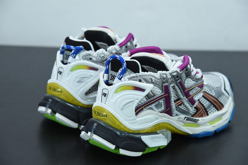 Ba*len*cia*ga runner sneaker