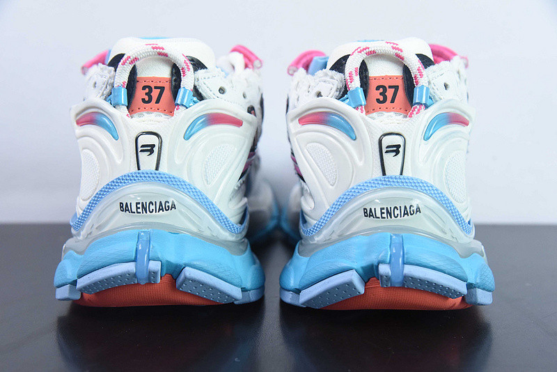 Ba*len*cia*ga runner sneaker