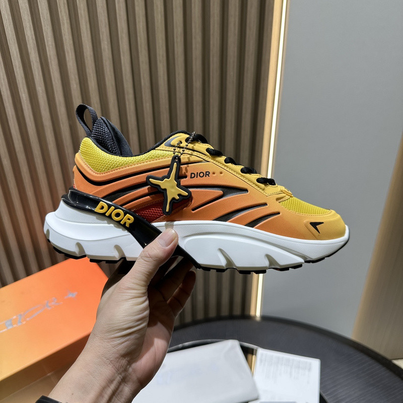 DIO* SNEAKER