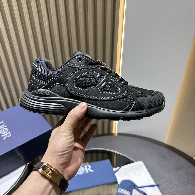 DIO* SNEAKER