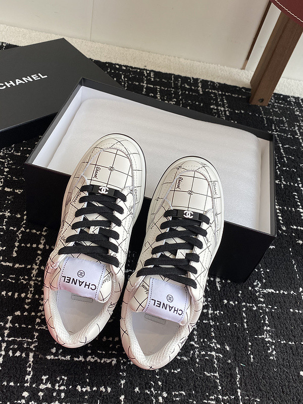 Chanel Sneaker