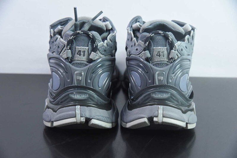 Ba1en*iaga Runner Sneaker