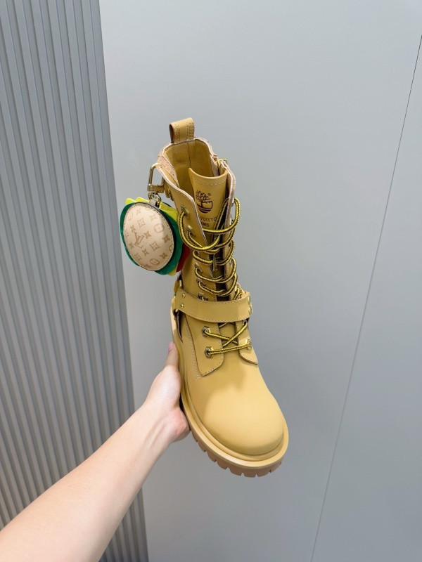 LVT BOOTS
