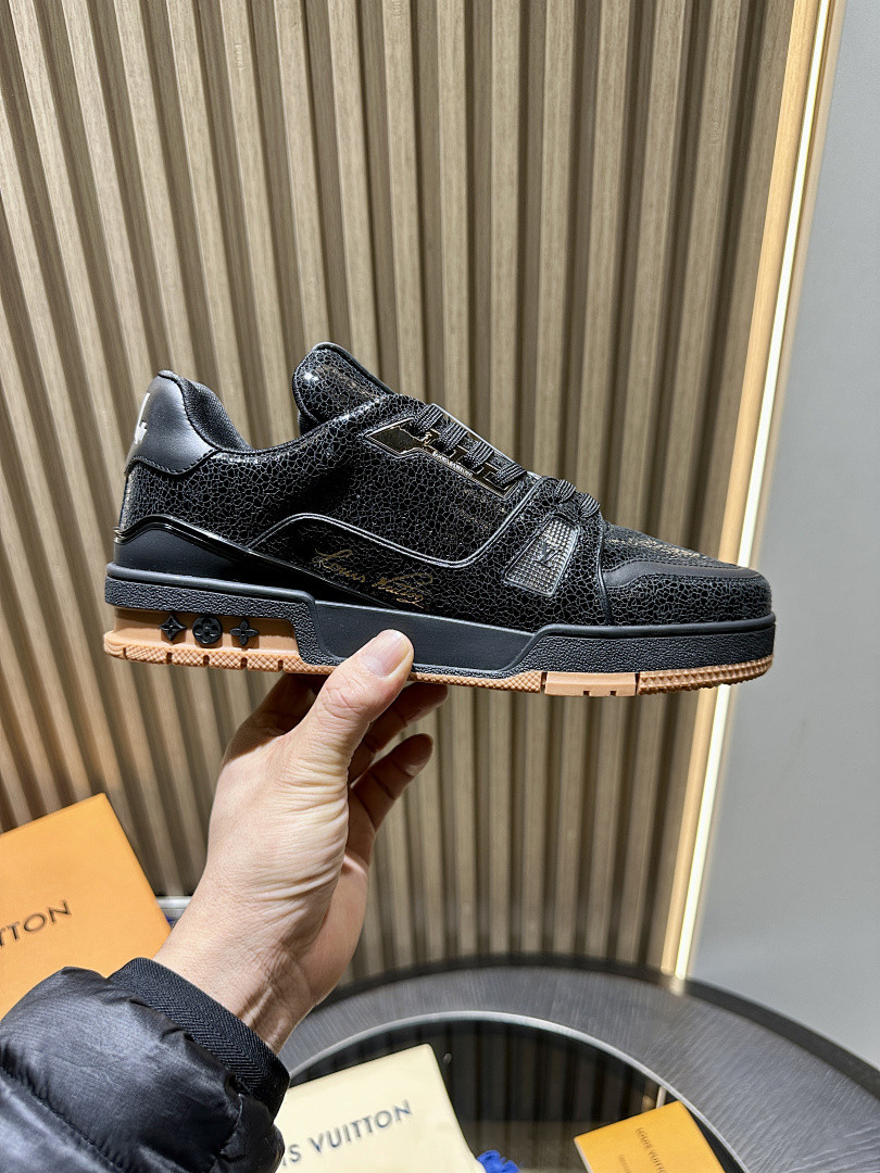 LVT SNEAKERS