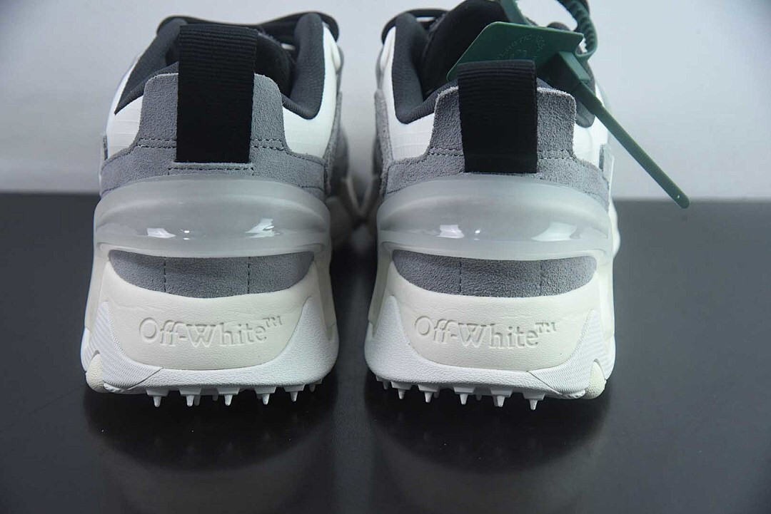 OF C/O ODSY-1000 SNEAKER