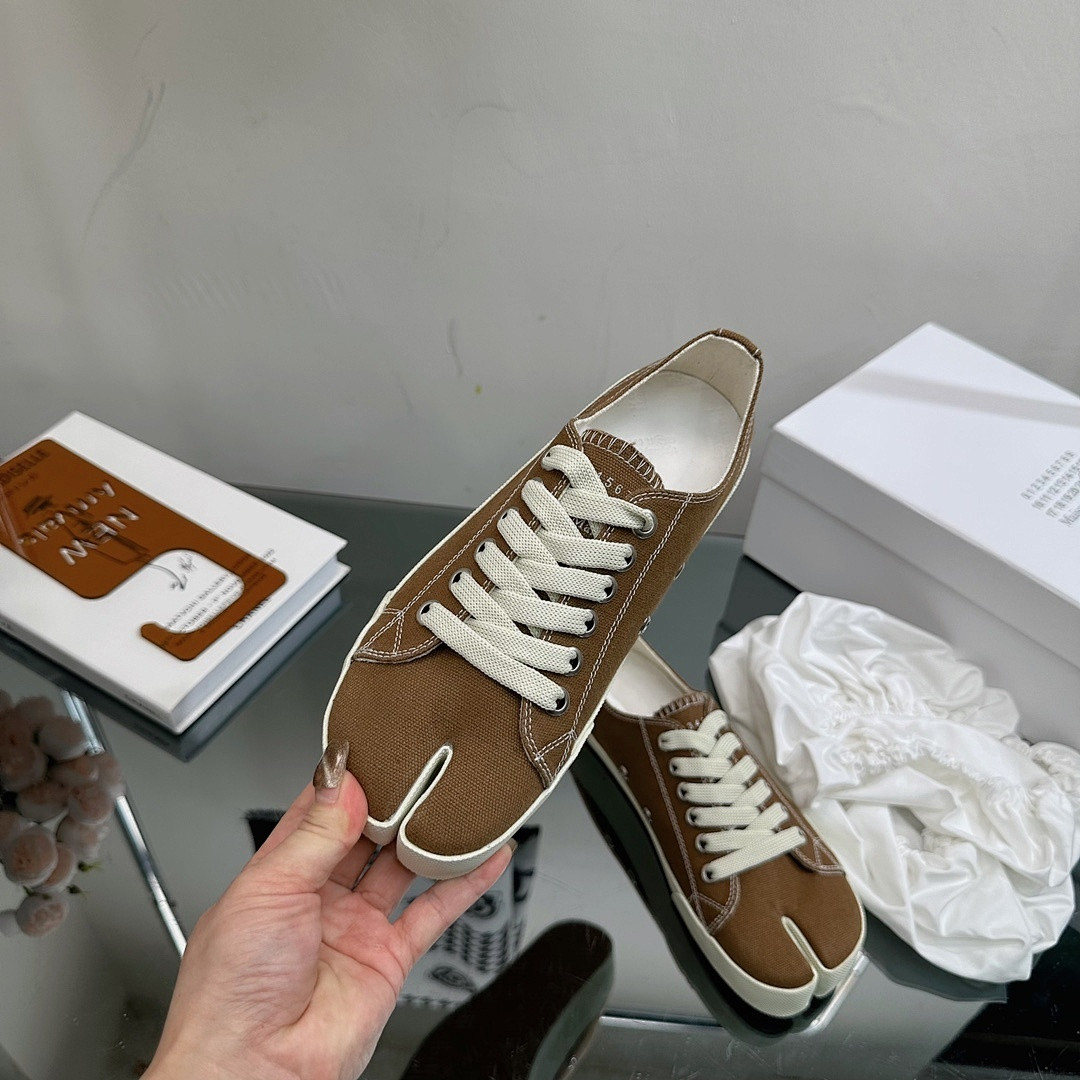 Ma1s0n Marg*e1a SNEAKER