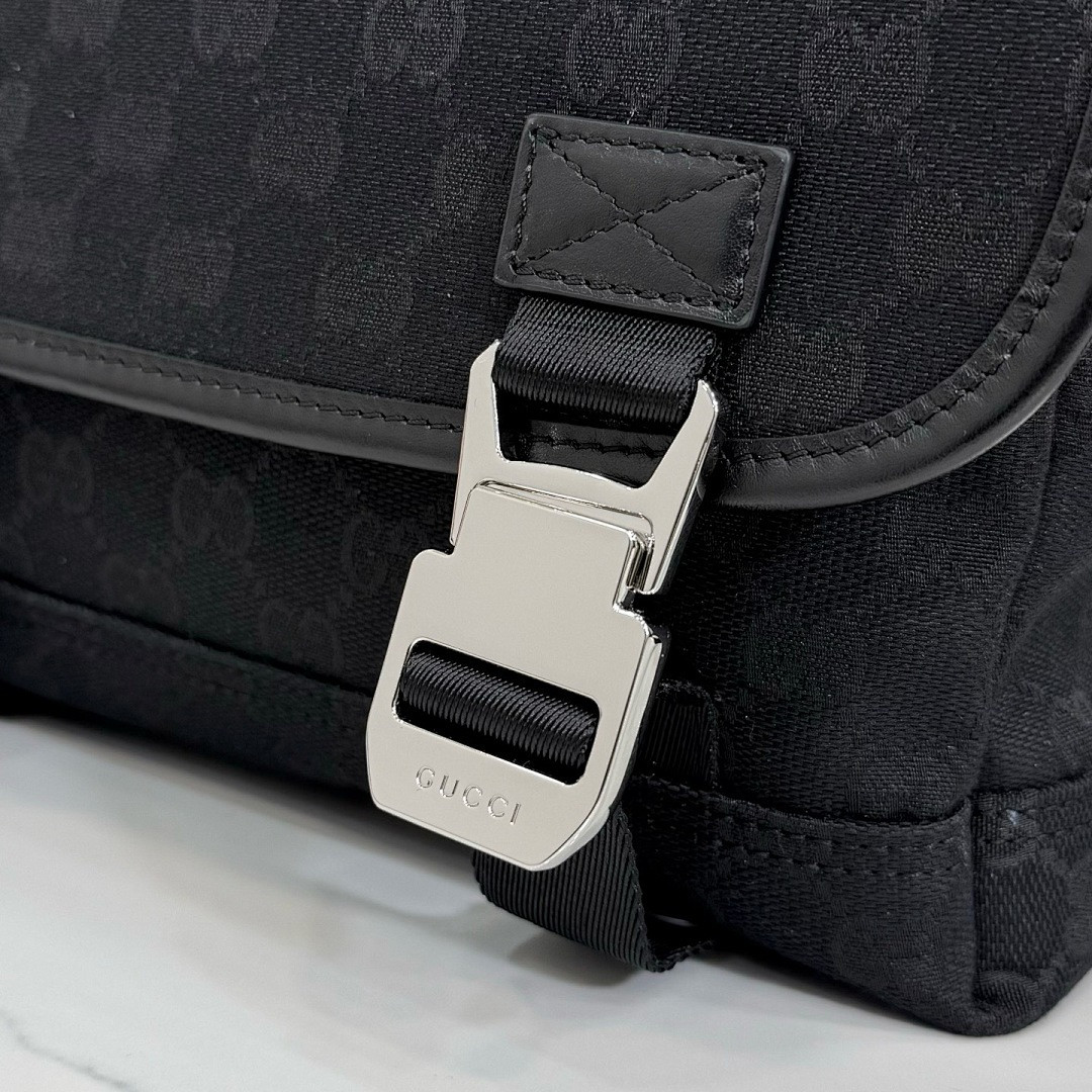 Gvc*1 BAG