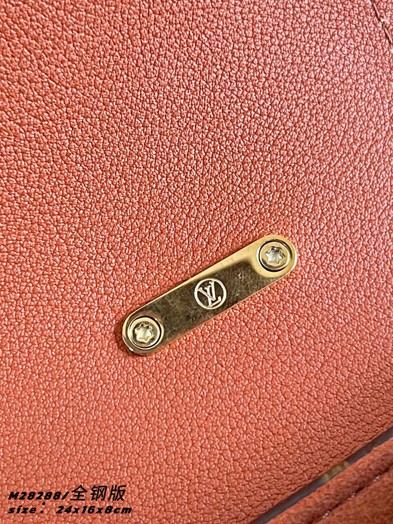LVT PURSE
