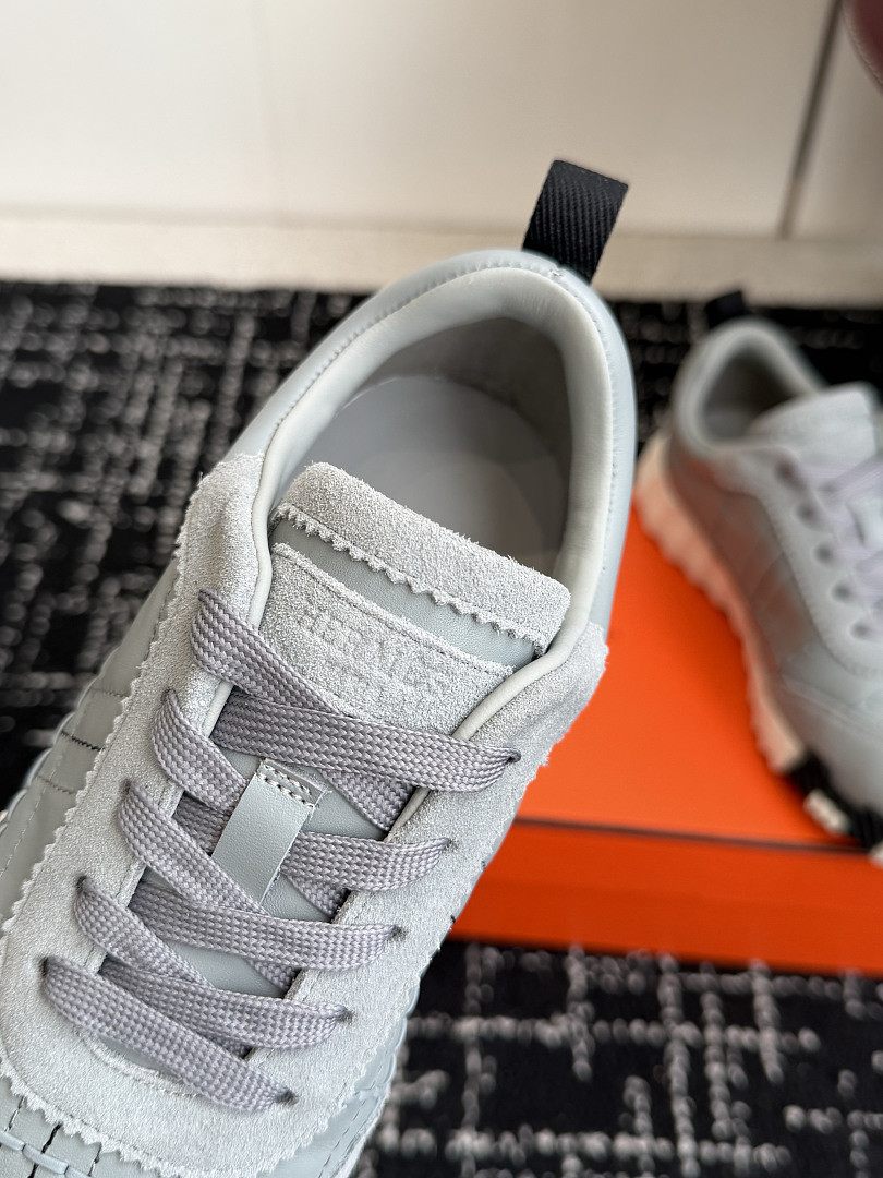 H**me5 Sneaker