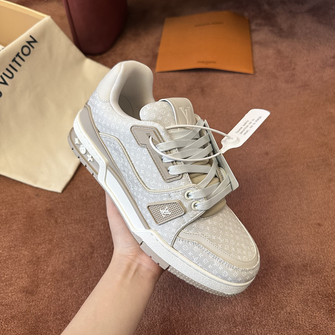 LVT SNEAKERS