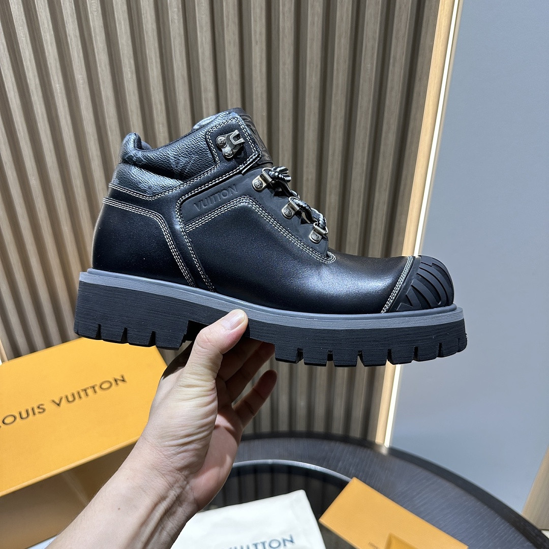 LVT BOOTS